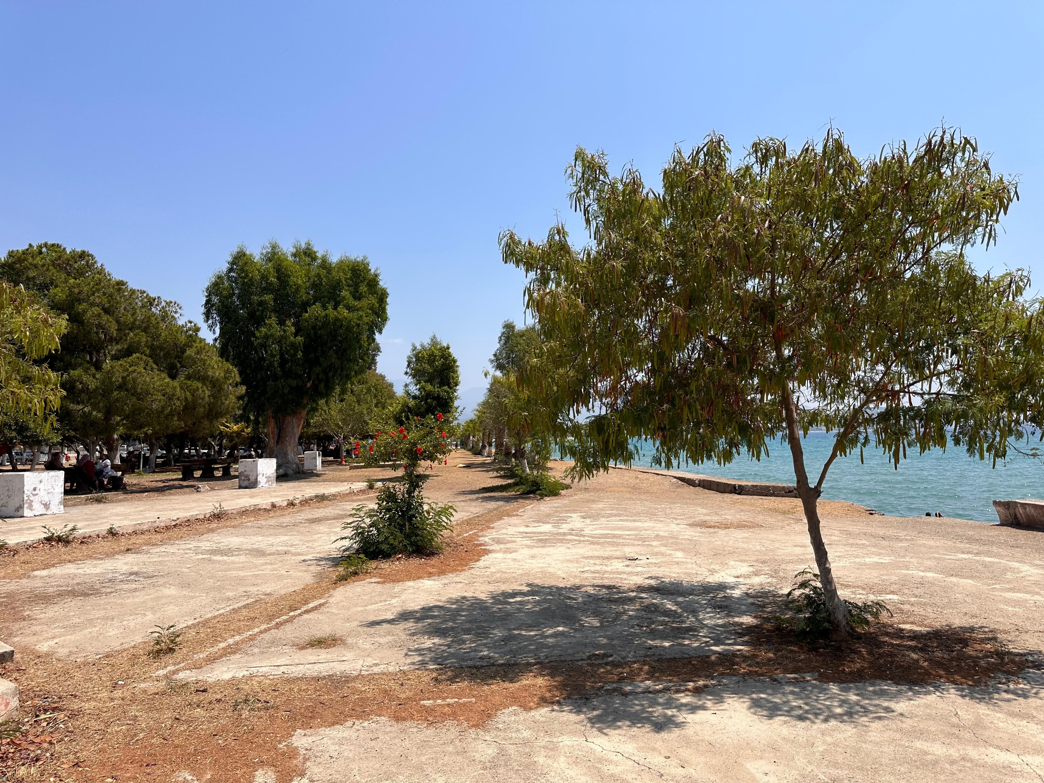 Место отдыха и кемпинга Бозязы Барынак (Bozyazı Barınak) 