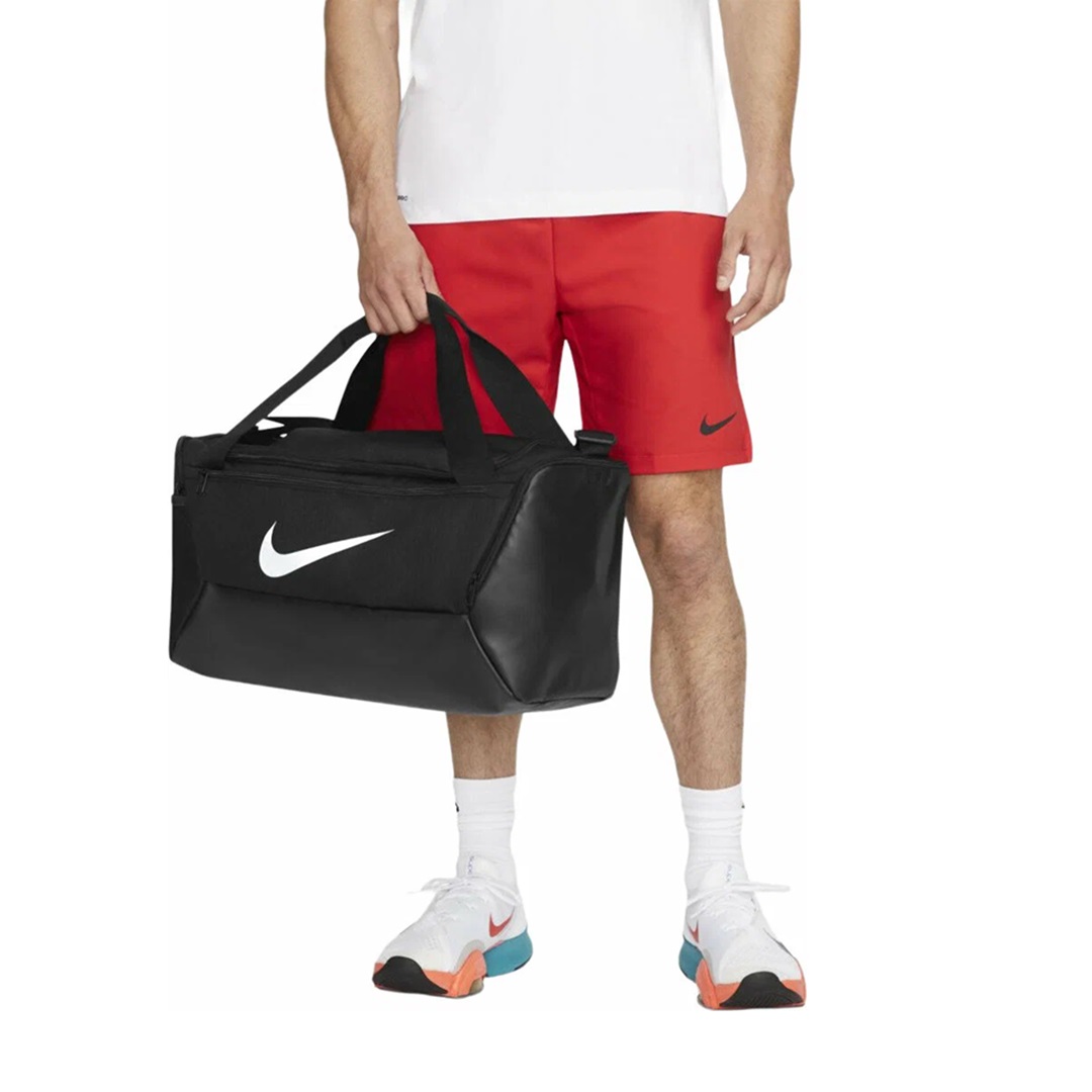 Спортивная сумка от Nike