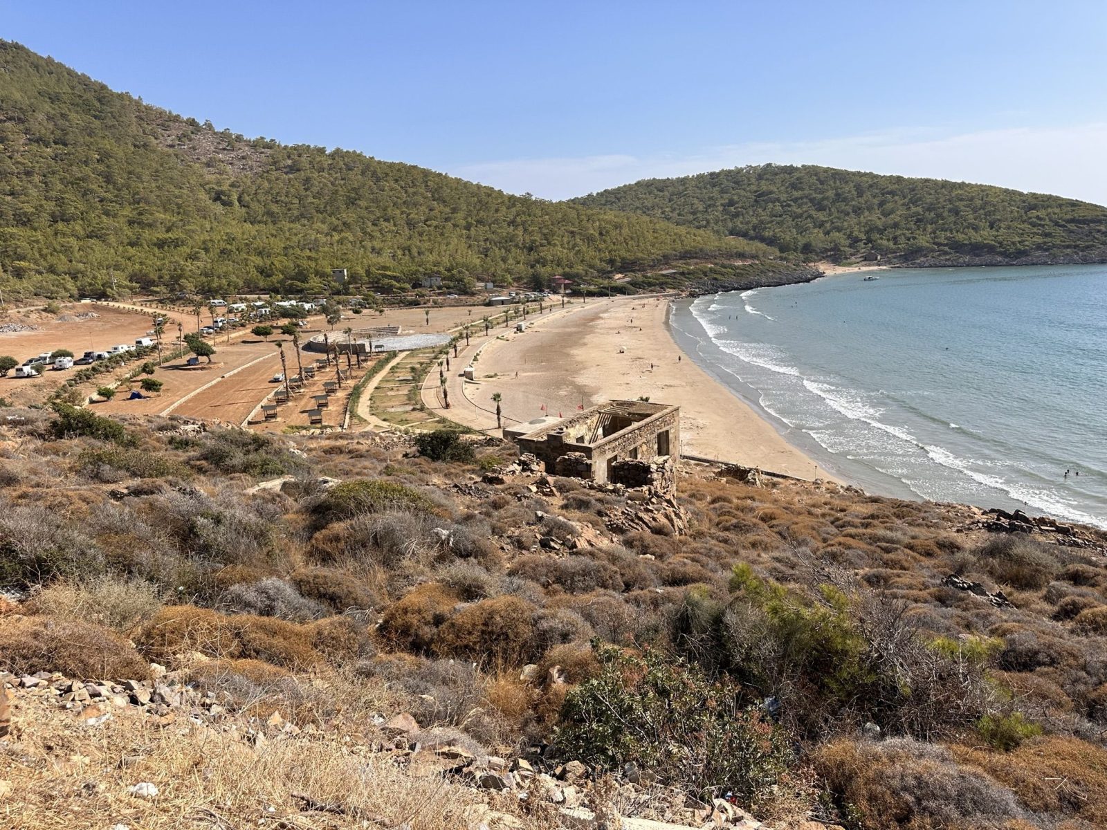 Пляж Инджекум (İncekum) в районе Aydıncık