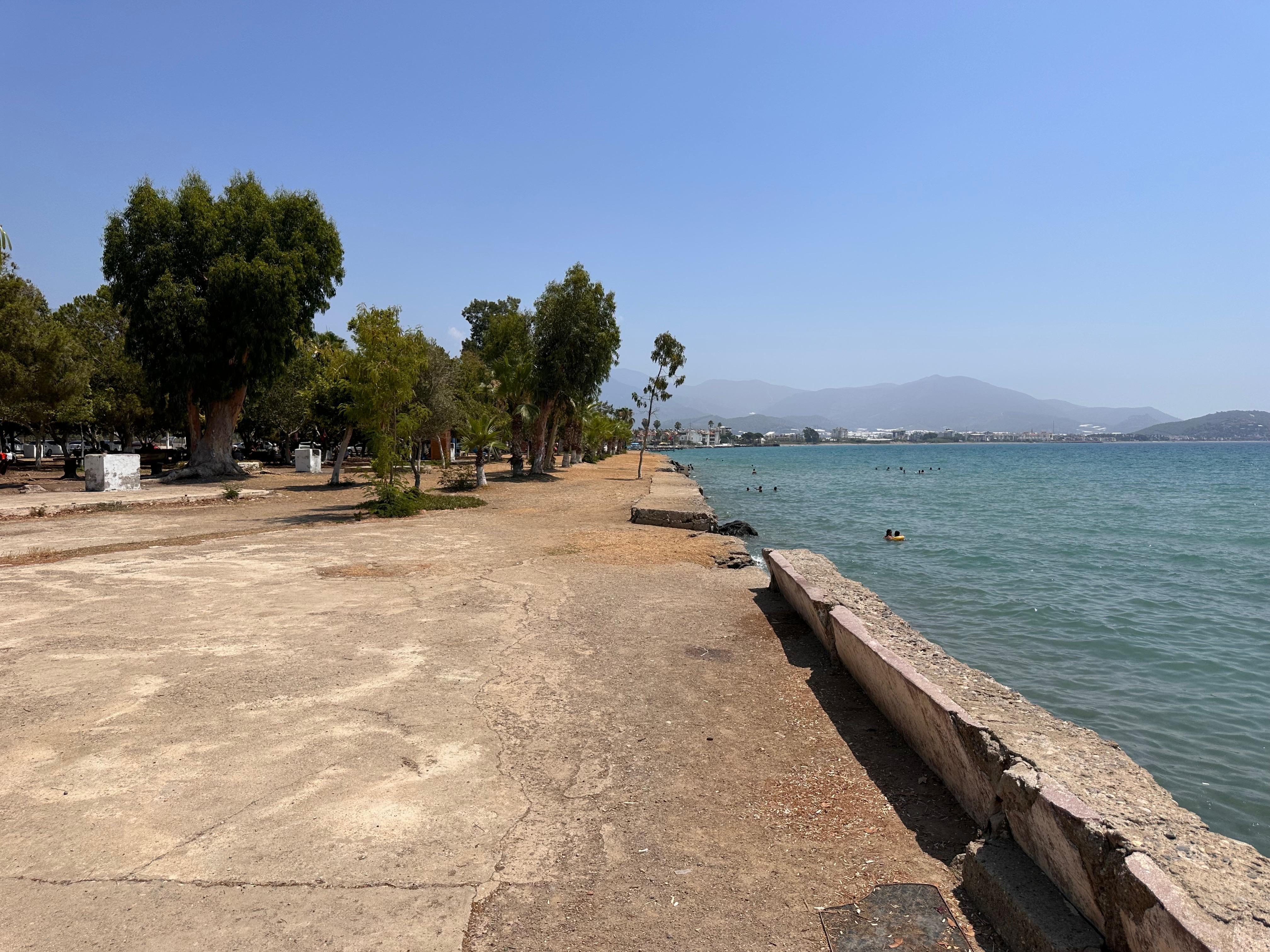 Место отдыха и кемпинга Бозязы Барынак (Bozyazı Barınak) 