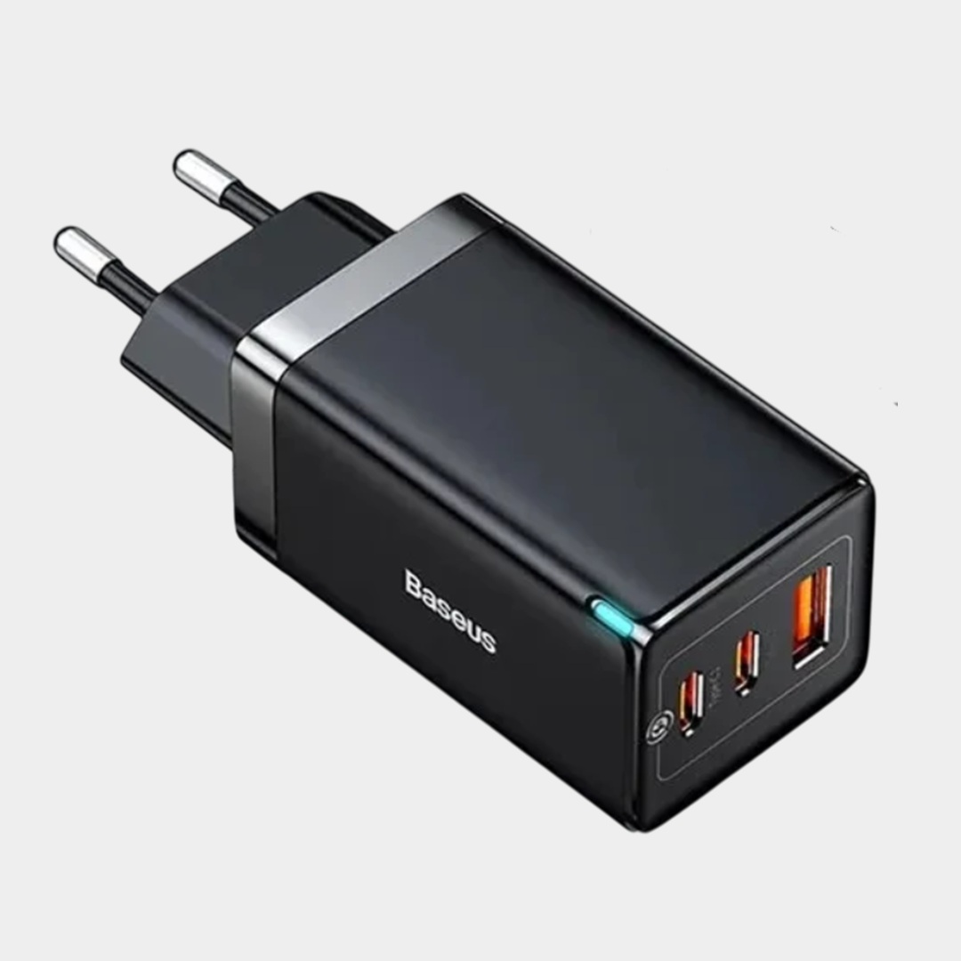 GaN-адаптер от Baseus, 3 001 вместо 9 088 рублей 