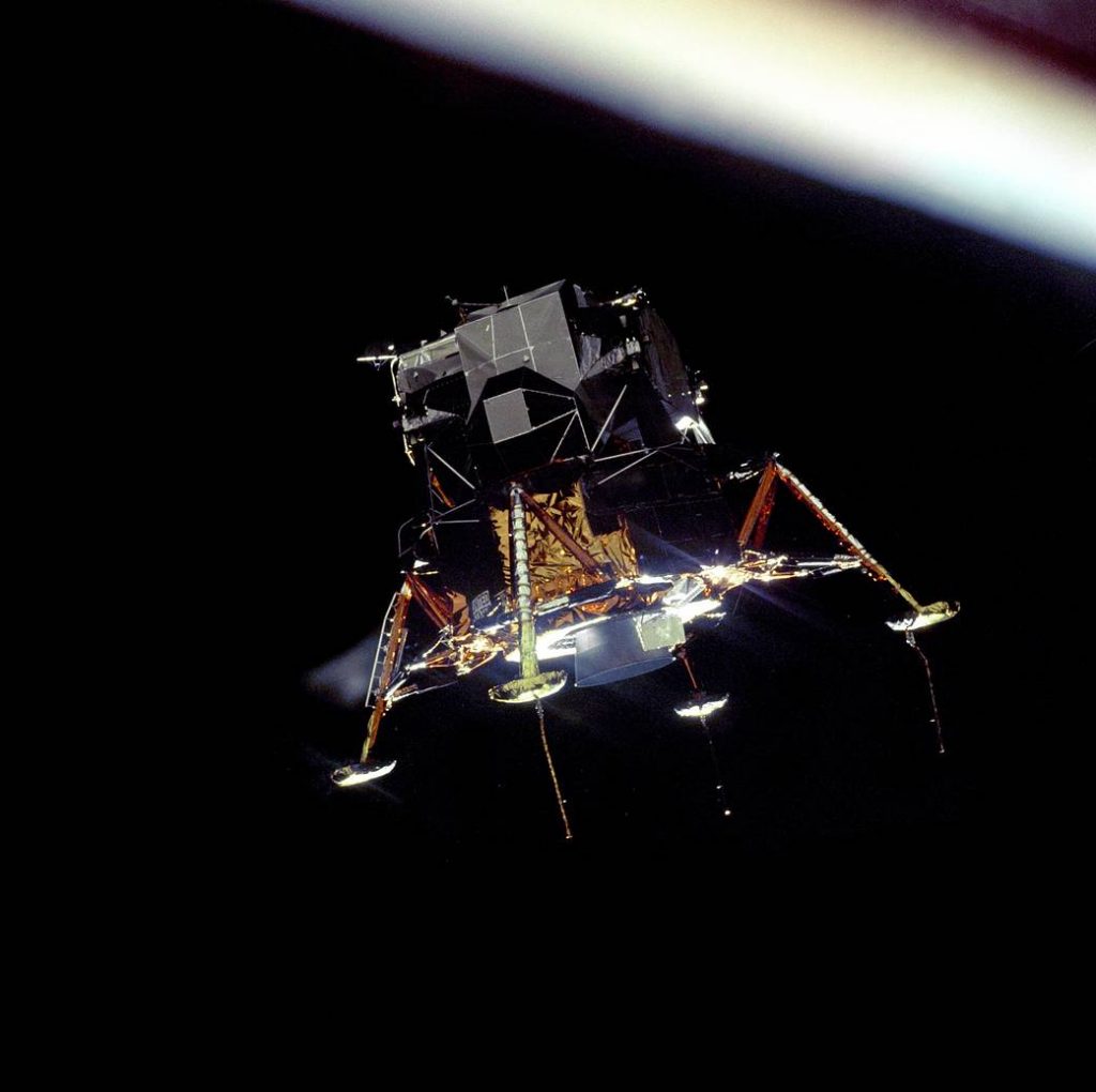 К 50-летию высадки на Луну NASA опубликовало редкие фото