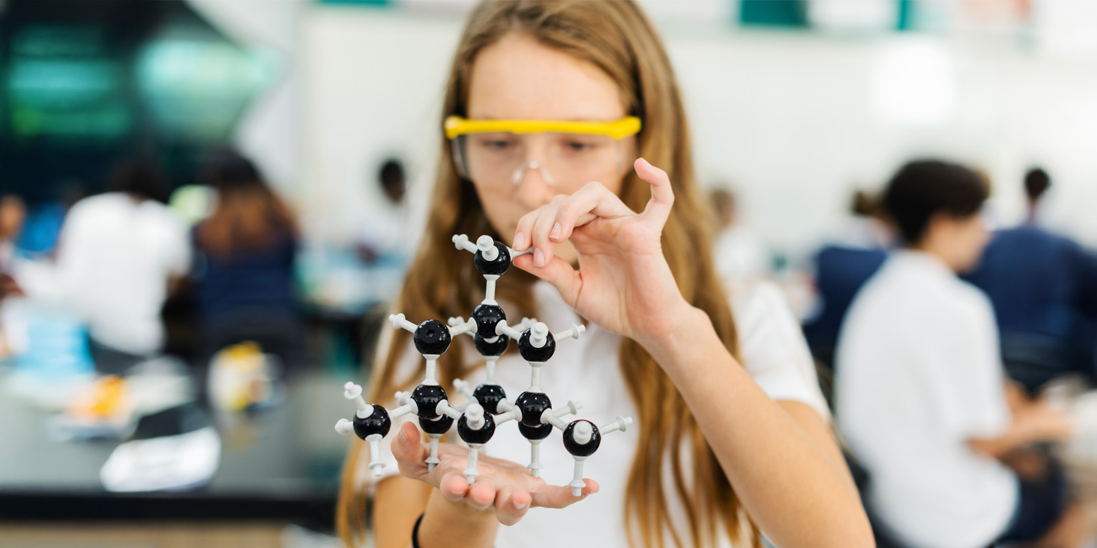 Что можно сделать школьнику, который хочет стать химиком: 5 идей Что можно сделать школьнику, который хочет стать химиком: 5 идей