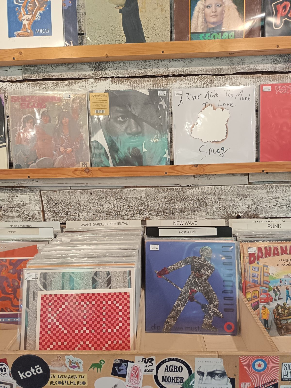 Обзор Honor 400 Lite — доступного и тонкого смартфона, на котором удивительно комфортно играть Обзор Honor 400 Lite — доступного и тонкого смартфона, на котором удивительно комфортно играть