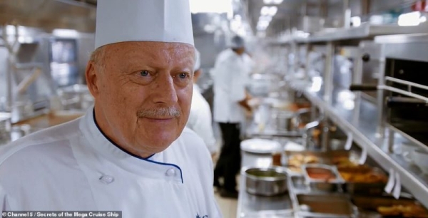 Грязные секреты роскоши: что скрывается за пышностью и лоском фешенебельного лайнера Грязные секреты роскоши: что скрывается за пышностью и лоском фешенебельного лайнера