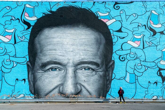 Человек-линейка: 20 фото из Сети, которые заставят пересмотреть представления о размерах Человек-линейка: 20 фото из Сети, которые заставят пересмотреть представления о размерах