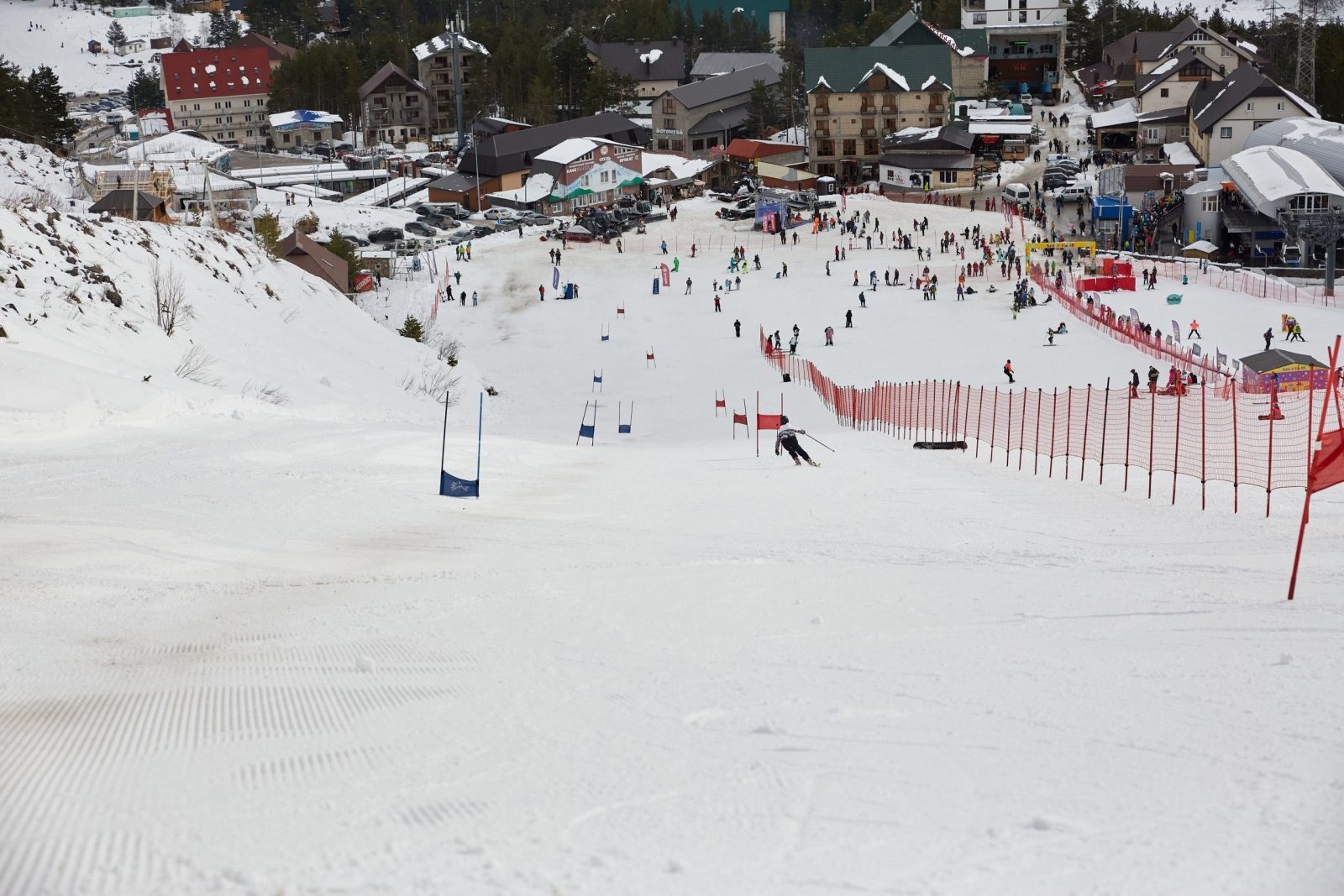 Горнолыжные курорты России: ТОП-12 мест для катания в сезоне 2025/26