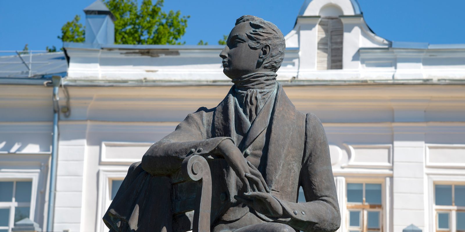 Куда поехать осенью на машине: 7 небанальных маршрутов по России Куда поехать осенью на машине: 7 небанальных маршрутов по России