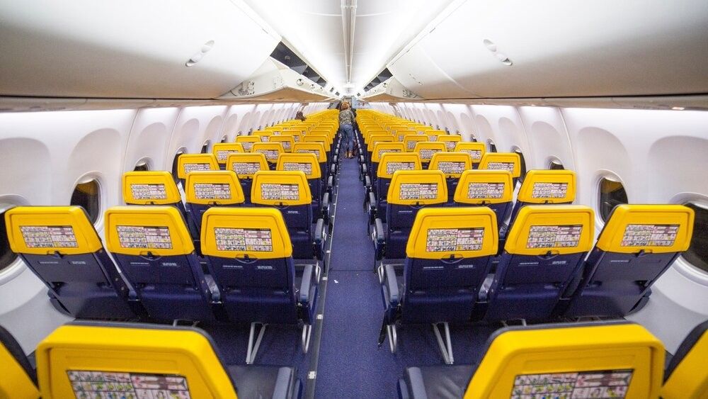 Платный выбор места в самолёте: стоит ли платить и как сэкономить? Платный выбор места в самолёте: стоит ли платить и как сэкономить?