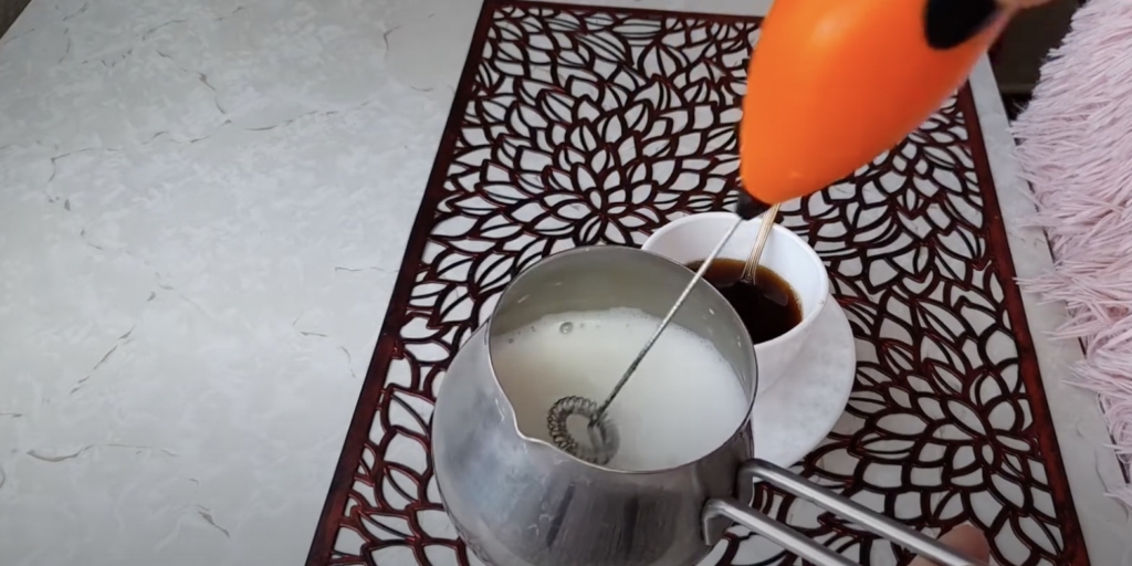 Как приготовить вкусный капучино в домашних условиях Как приготовить вкусный капучино в домашних условиях