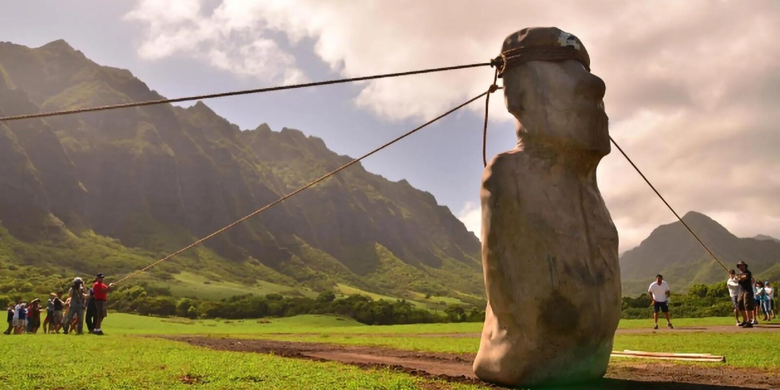 Знаменитые статуи моаи на острове Пасхи действительно «ходили» — учёные это доказали Знаменитые статуи моаи на острове Пасхи действительно «ходили» — учёные это доказали