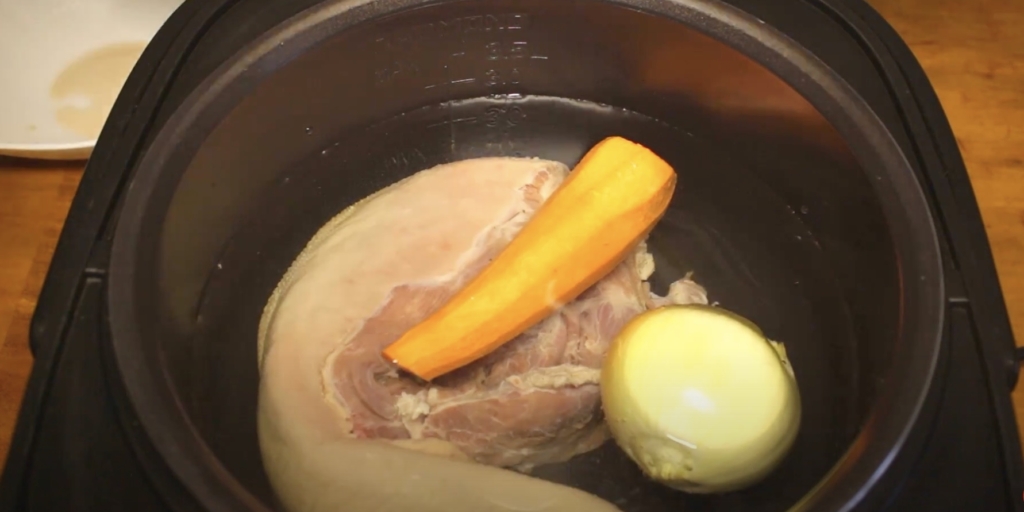 Как и сколько варить говяжий язык Как и сколько варить говяжий язык