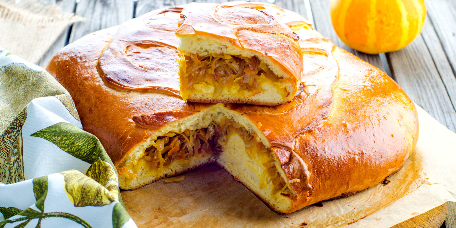 10 лучших рецептов пирогов с капустой 10 лучших рецептов пирогов с капустой