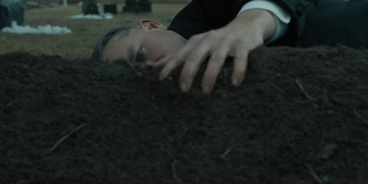 «Монстр: История Эда Гина» с Чарли Ханнэмом — сериал про маньяка, ставшего поп-культурным идолом «Монстр: История Эда Гина» с Чарли Ханнэмом — сериал про маньяка, ставшего поп-культурным идолом