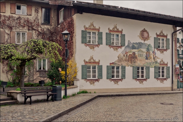 Как выглядит расписная альпийская деревушка Как выглядит расписная альпийская деревушка